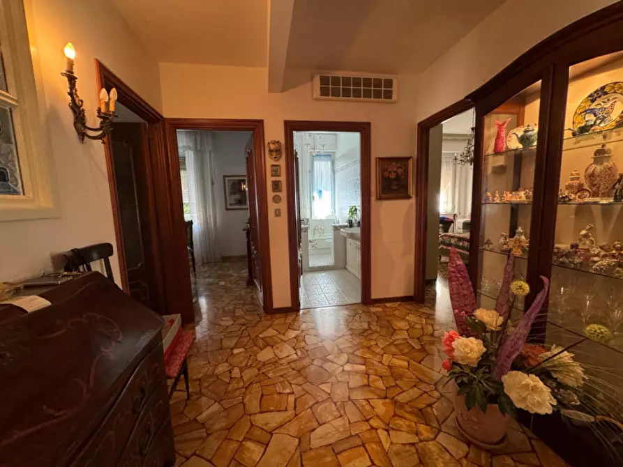 Immagine 12 di Appartamento in vendita  in via Scotto a Savona