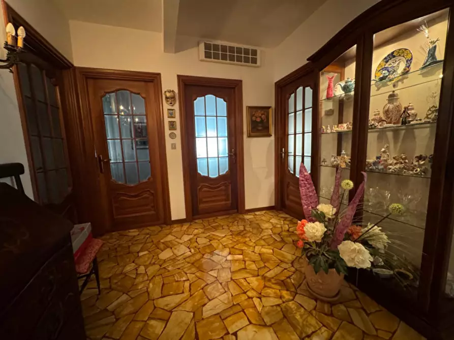 Immagine 14 di Appartamento in vendita  in via Scotto a Savona