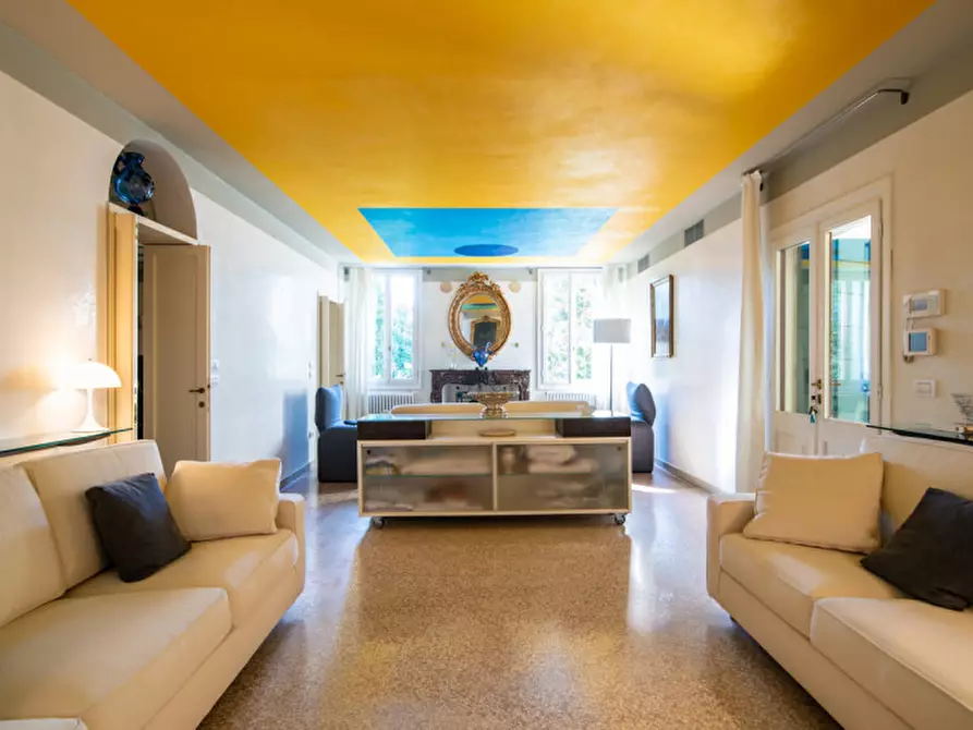 Immagine 6 di Villa in vendita  in Via XXIX Aprile a Dolo