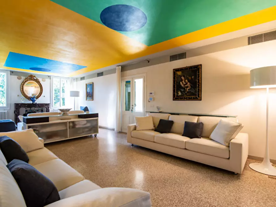 Immagine 7 di Villa in vendita  in Via XXIX Aprile a Dolo