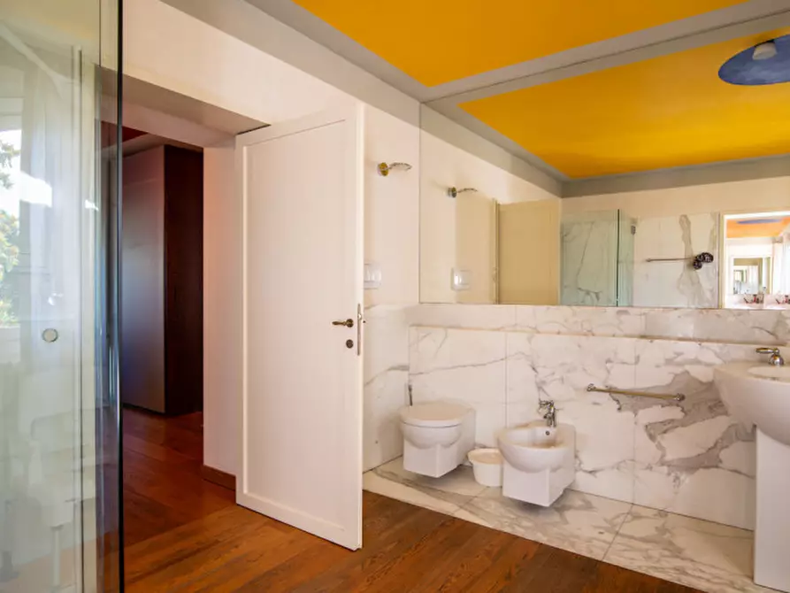 Immagine 18 di Villa in vendita  in Via XXIX Aprile a Dolo