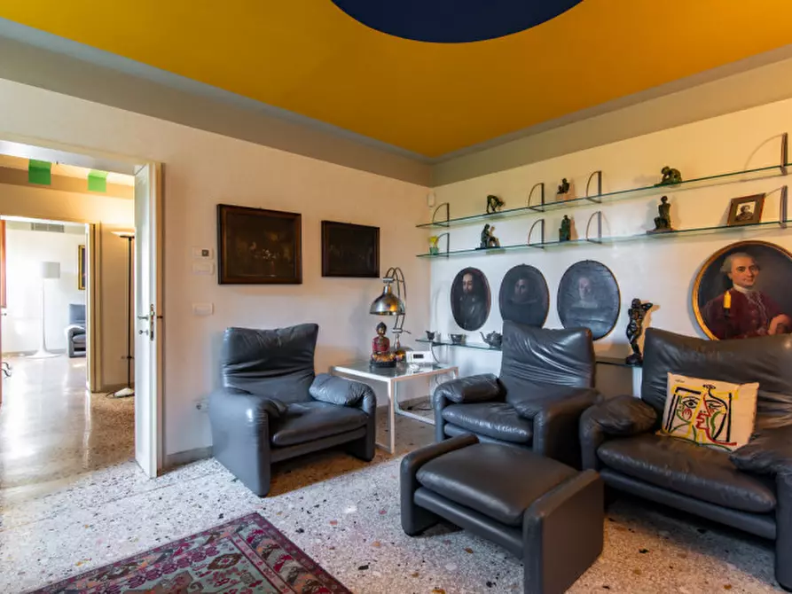 Immagine 37 di Villa in vendita  in Via XXIX Aprile a Dolo