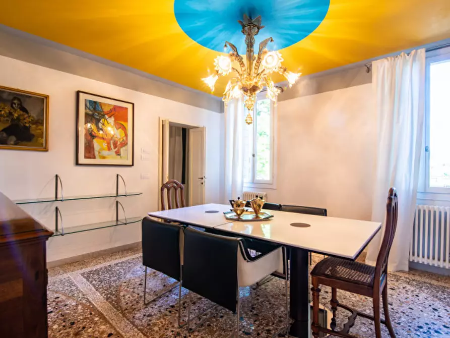Immagine 38 di Villa in vendita  in Via XXIX Aprile a Dolo
