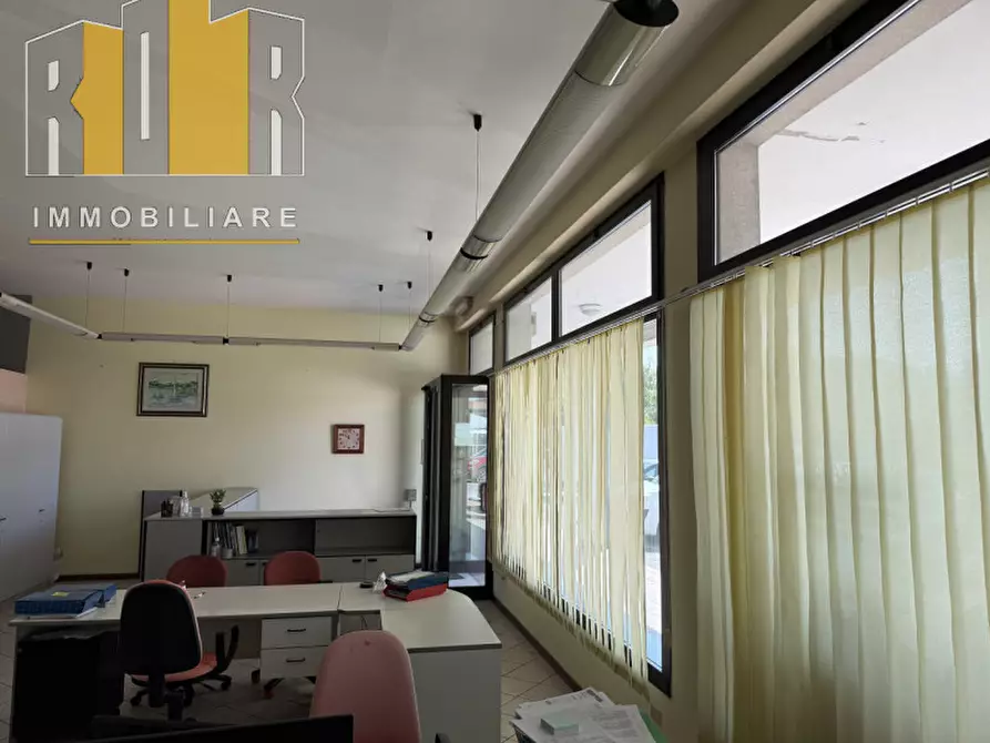 Immagine 5 di Ufficio in vendita  in Via Gioacchino Rossini 3 a Bovolenta