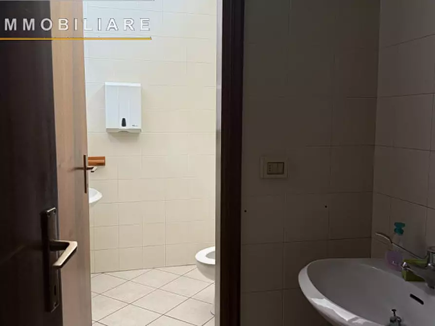 Immagine 6 di Ufficio in vendita  in Via Gioacchino Rossini 3 a Bovolenta