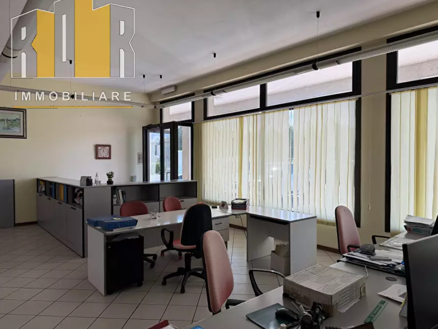 Immagine 9 di Ufficio in vendita  in Via Gioacchino Rossini 3 a Bovolenta