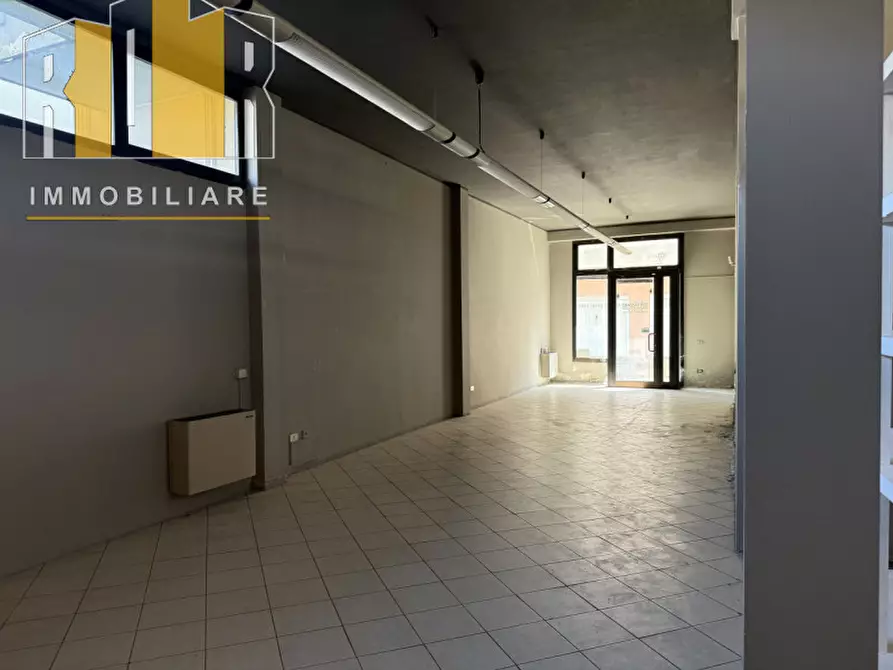 Immagine 11 di Ufficio in vendita  in Via Gioacchino Rossini 3 a Bovolenta