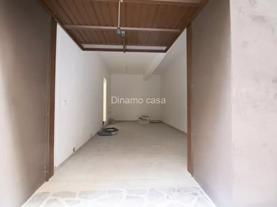 Immagine 15 di Appartamento in vendita  a Vaiano