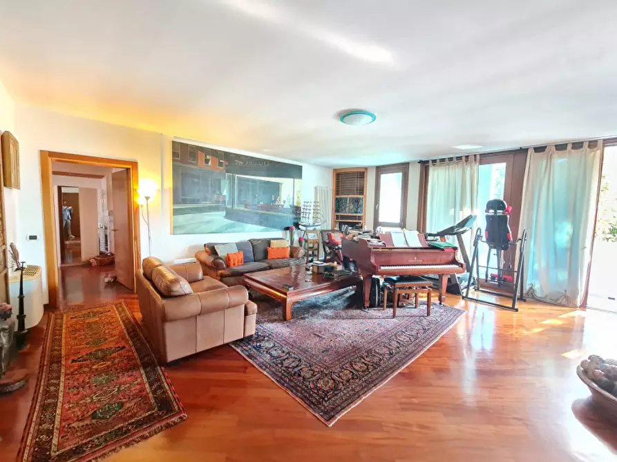 Immagine 13 di Capannone industriale in vendita  in Via Cesare Battisti a Abano Terme