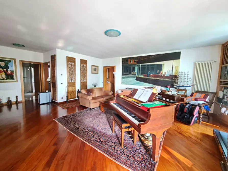 Immagine 16 di Capannone industriale in vendita  in Via Cesare Battisti a Abano Terme