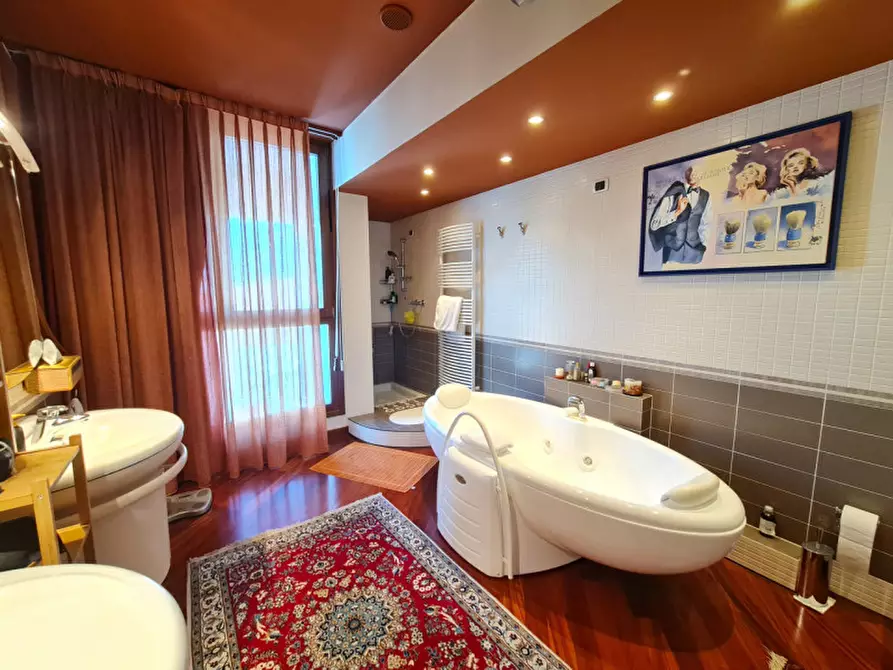 Immagine 33 di Capannone industriale in vendita  in Via Cesare Battisti a Abano Terme