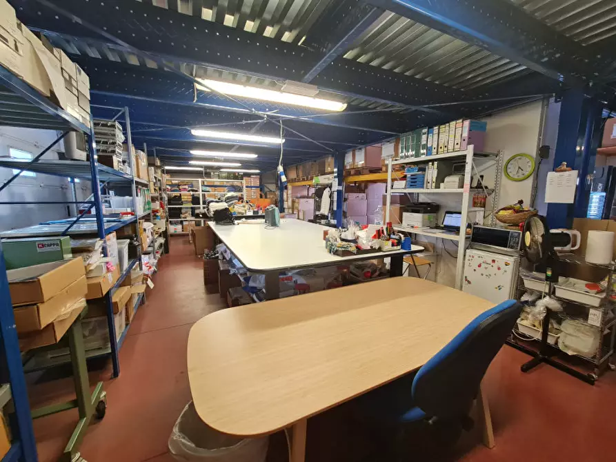 Immagine 45 di Capannone industriale in vendita  in Via Cesare Battisti a Abano Terme