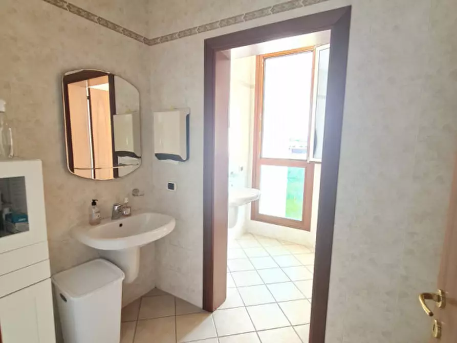 Immagine 59 di Capannone industriale in vendita  in Via Cesare Battisti a Abano Terme