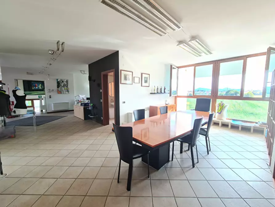 Immagine 62 di Capannone industriale in vendita  in Via Cesare Battisti a Abano Terme