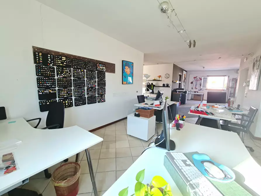 Immagine 67 di Capannone industriale in vendita  in Via Cesare Battisti a Abano Terme