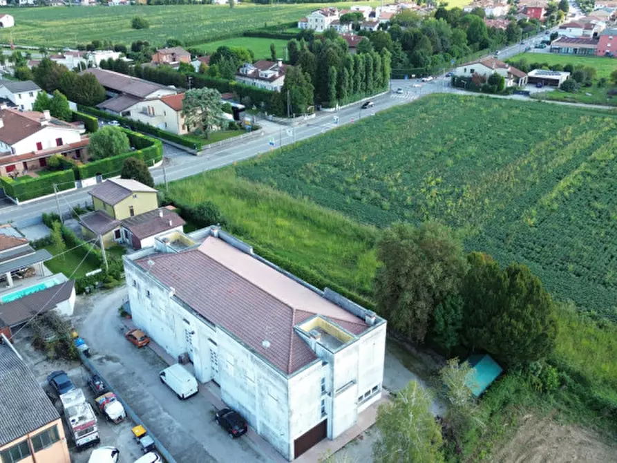 Immagine 79 di Capannone industriale in vendita  in Via Cesare Battisti a Abano Terme