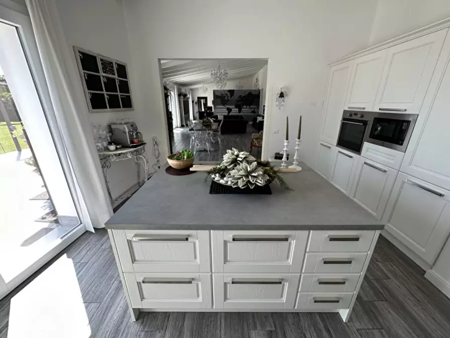 Immagine 1 di Casa indipendente in vendita  in Via Giovanni Battista Cromer a Agna