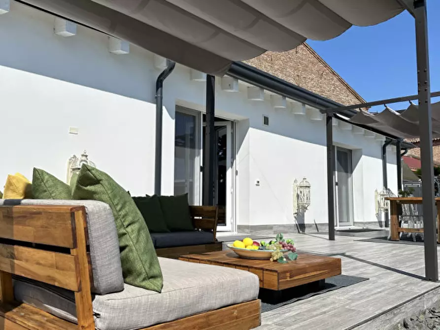 Immagine 8 di Casa indipendente in vendita  in Via Giovanni Battista Cromer a Agna