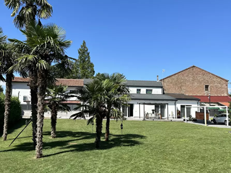 Immagine 11 di Casa indipendente in vendita  in Via Giovanni Battista Cromer a Agna