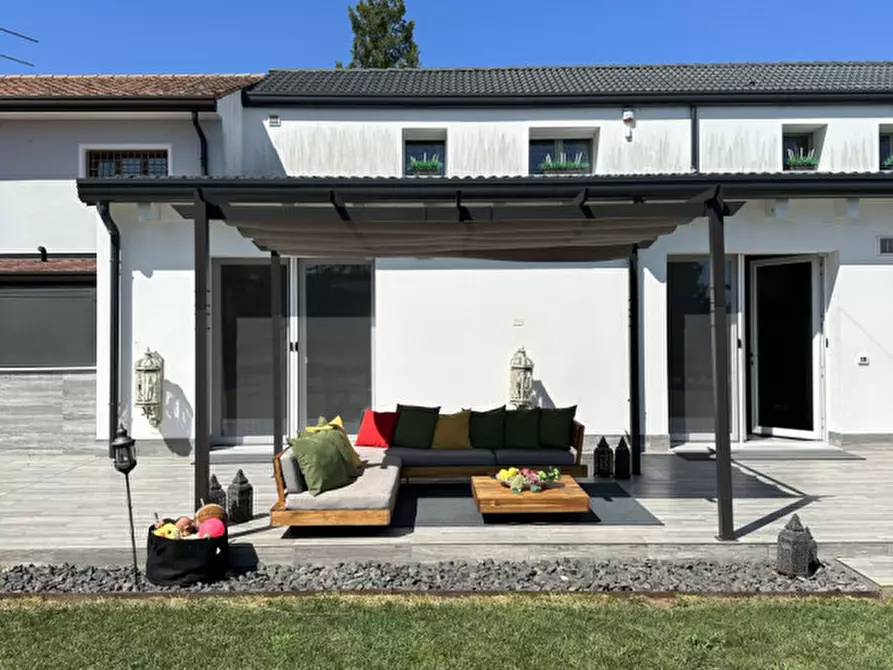 Immagine 12 di Casa indipendente in vendita  in Via Giovanni Battista Cromer a Agna