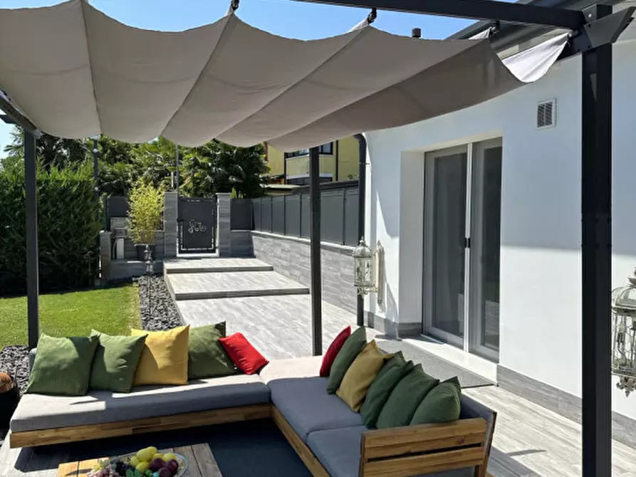 Immagine 29 di Casa indipendente in vendita  in Via Giovanni Battista Cromer a Agna