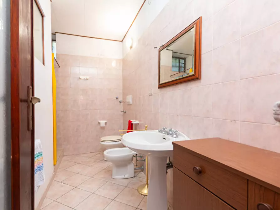 Immagine 17 di Appartamento in vendita  in Strada Valle Bontempo 3 a Castiglione Torinese