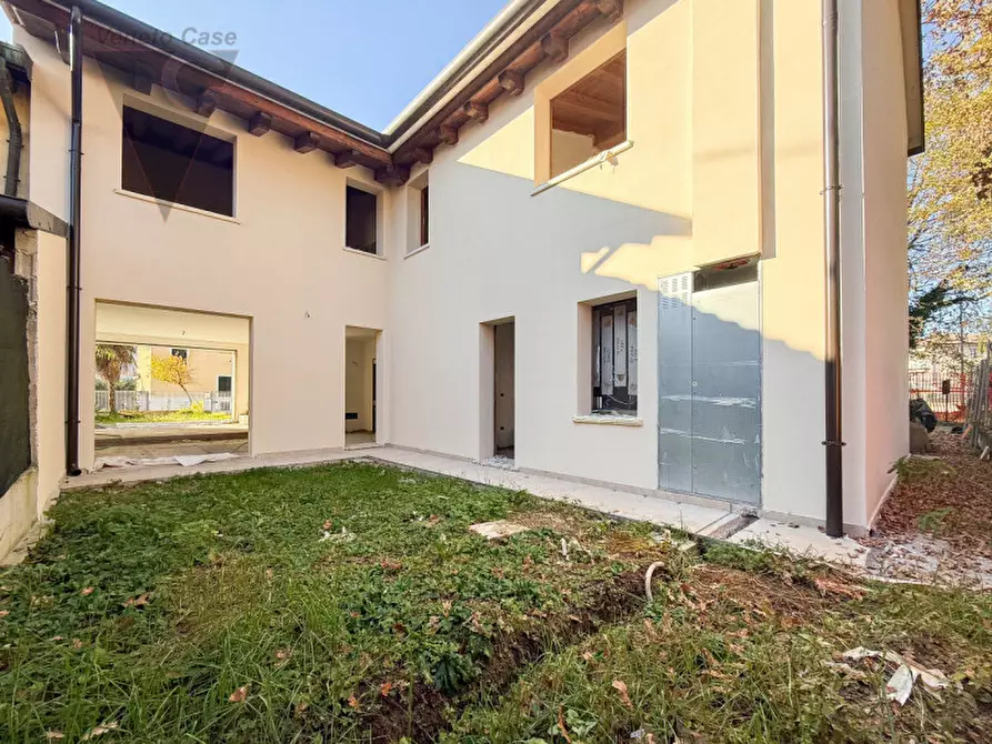 Immagine 10 di Villetta a schiera in vendita  a Vigonza