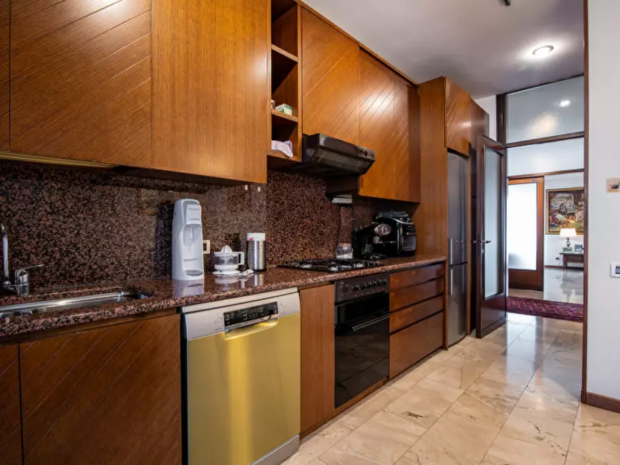 Immagine 23 di Appartamento in vendita  in Piazza De Gasperi a Padova