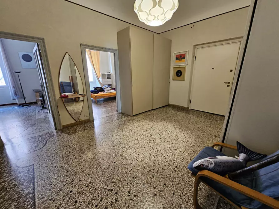 Immagine 11 di Appartamento in vendita  in Via Montenotte a Savona