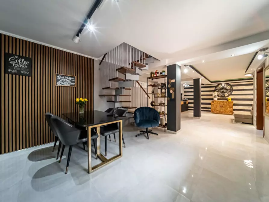 Immagine 2 di Appartamento in vendita  in Via Pietro Fiaccadori a Parma