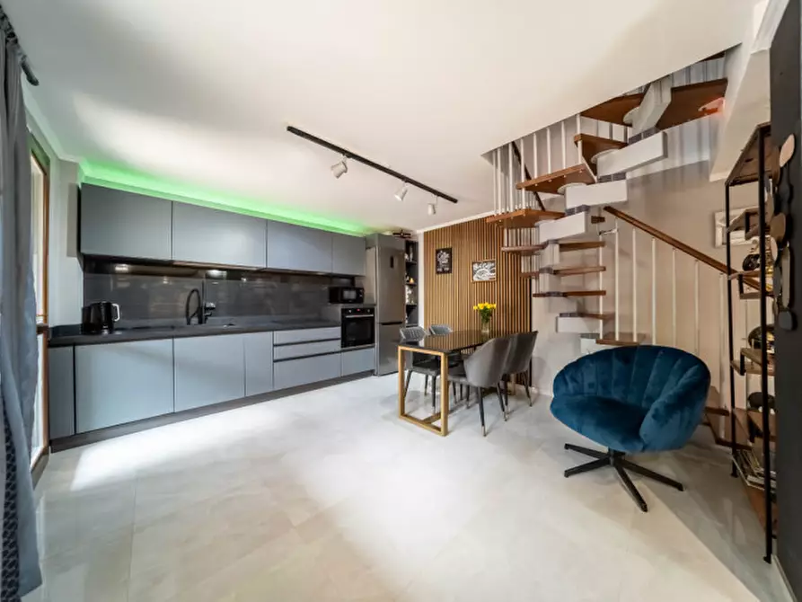 Immagine 3 di Appartamento in vendita  in Via Pietro Fiaccadori a Parma