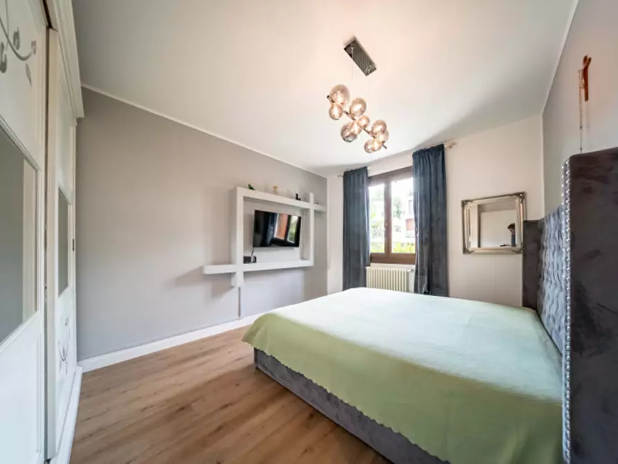 Immagine 12 di Appartamento in vendita  in Via Pietro Fiaccadori a Parma