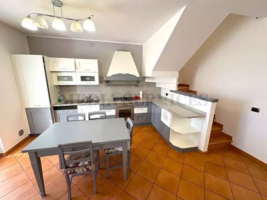 Immagine 10 di Appartamento in vendita  in via del Lucino n° 4 a Sannazzaro De' Burgondi