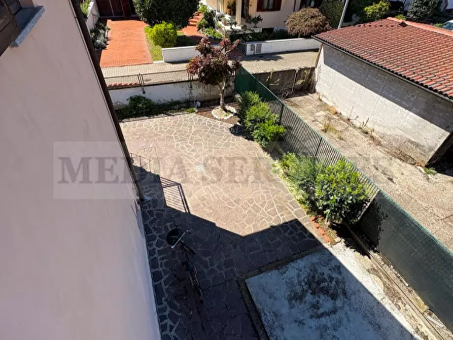 Immagine 23 di Appartamento in vendita  in via del Lucino n° 4 a Sannazzaro De' Burgondi