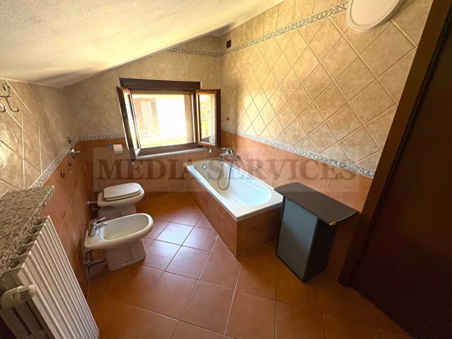 Immagine 25 di Appartamento in vendita  in via del Lucino n° 4 a Sannazzaro De' Burgondi