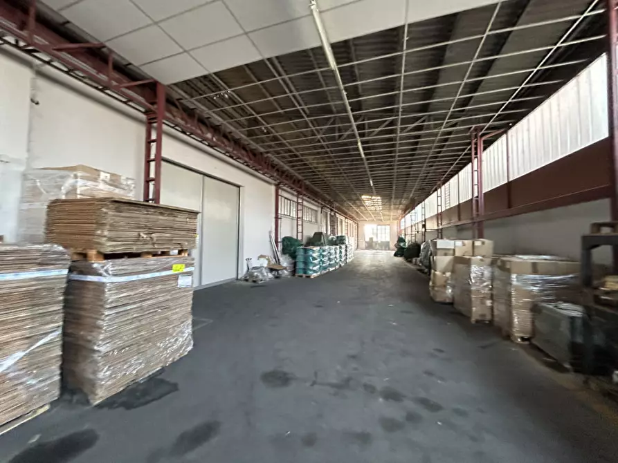 Immagine 7 di Capannone industriale in vendita  a Pinarolo Po