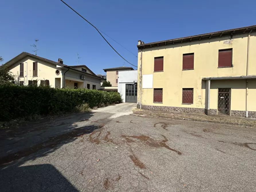 Immagine 30 di Capannone industriale in vendita  a Pinarolo Po