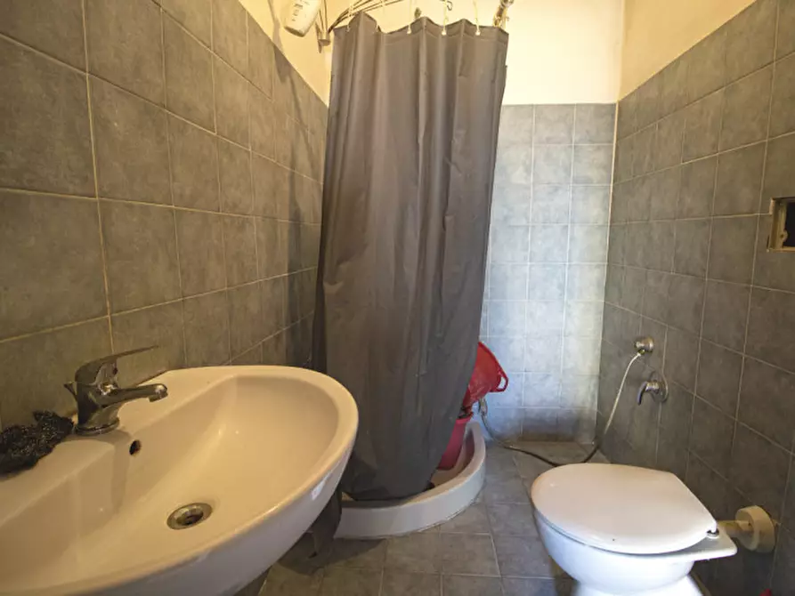 Immagine 12 di Casa indipendente in vendita  in Via Giulio Braga a Prato