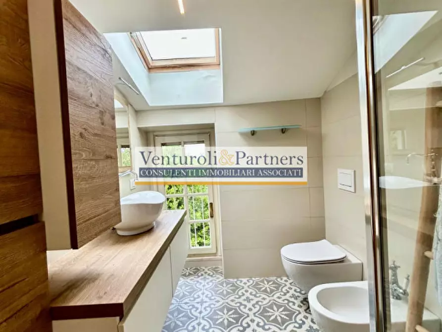 Immagine 20 di Appartamento in vendita  in Via Grezze a Desenzano Del Garda