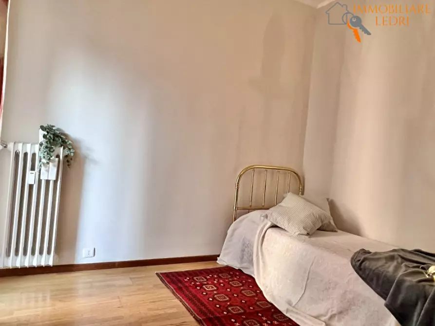 Immagine 15 di Appartamento in vendita  in via Ederle a Verona