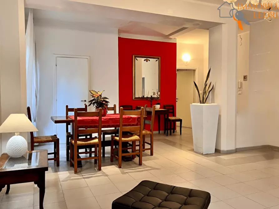 Immagine 22 di Appartamento in vendita  in via Ederle a Verona