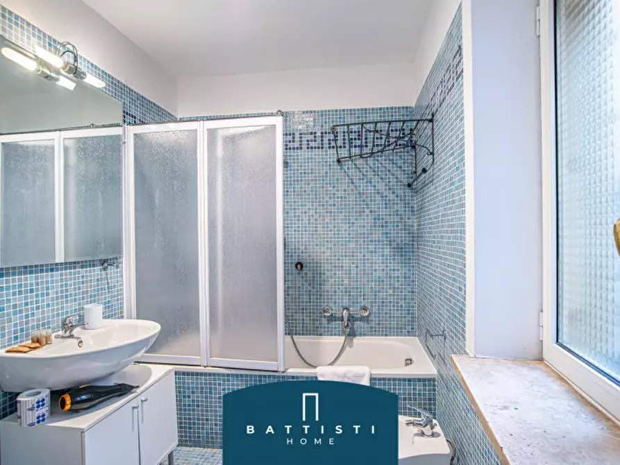 Immagine 15 di Attico in affitto  in Vicolo Paganica a Roma