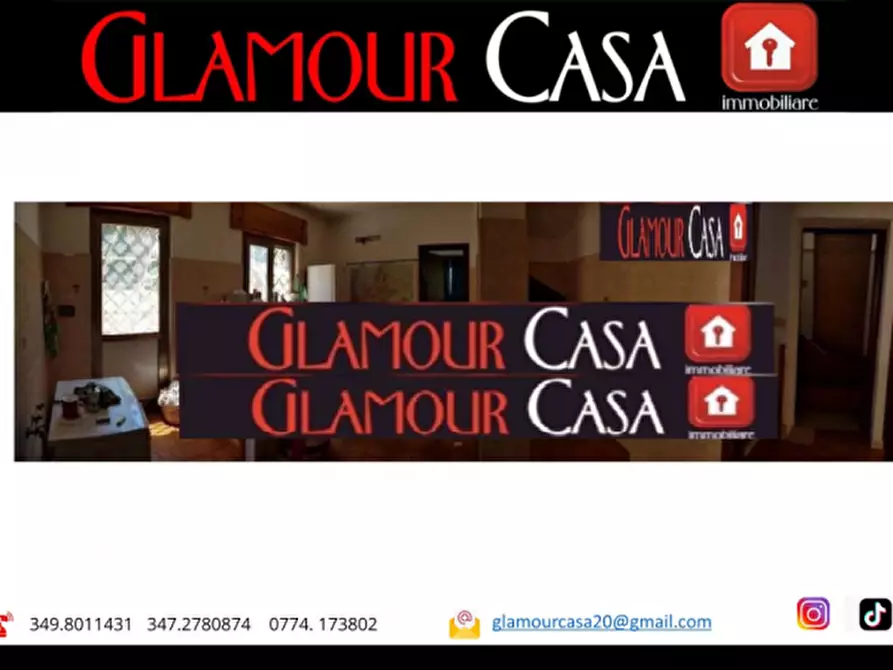 Immagine 3 di Villa in vendita  in Via Alessandro Rolla a Roma