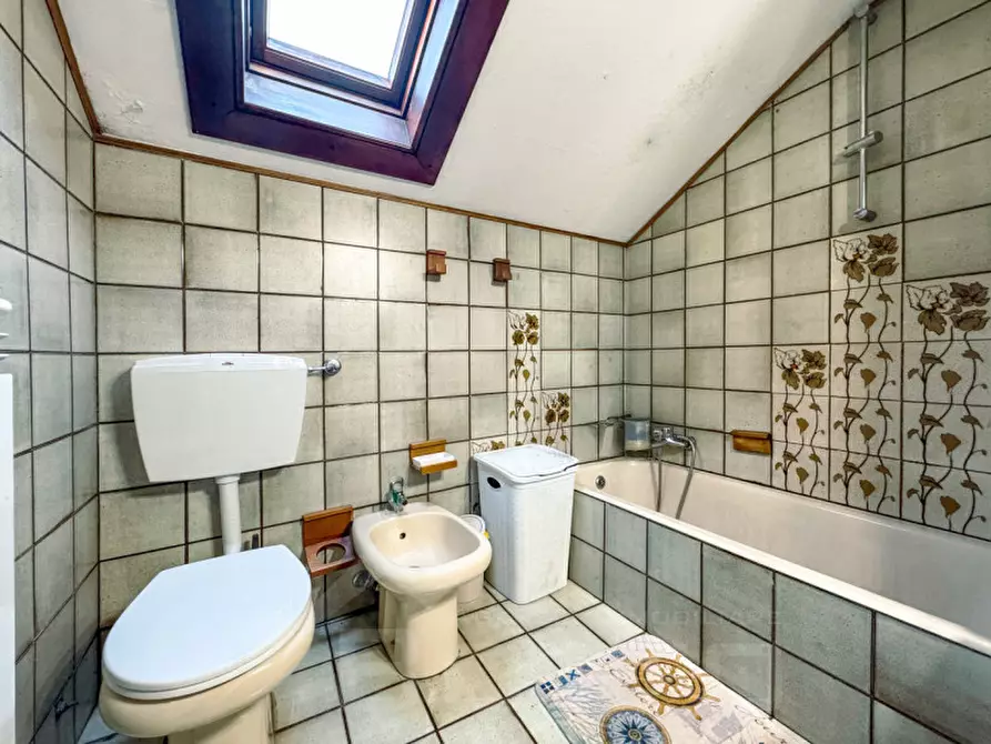 Immagine 14 di Casa indipendente in vendita  in via gentile 40 a Gozzano