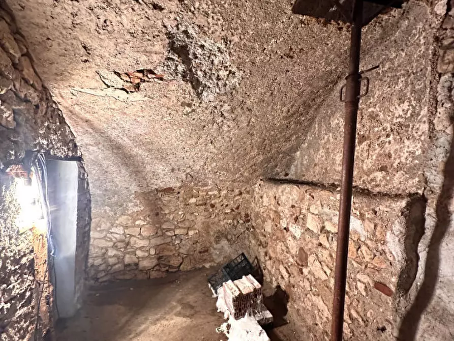 Immagine 14 di Rustico / casale in vendita  in Via Monte Pasubio 21 a Caltrano