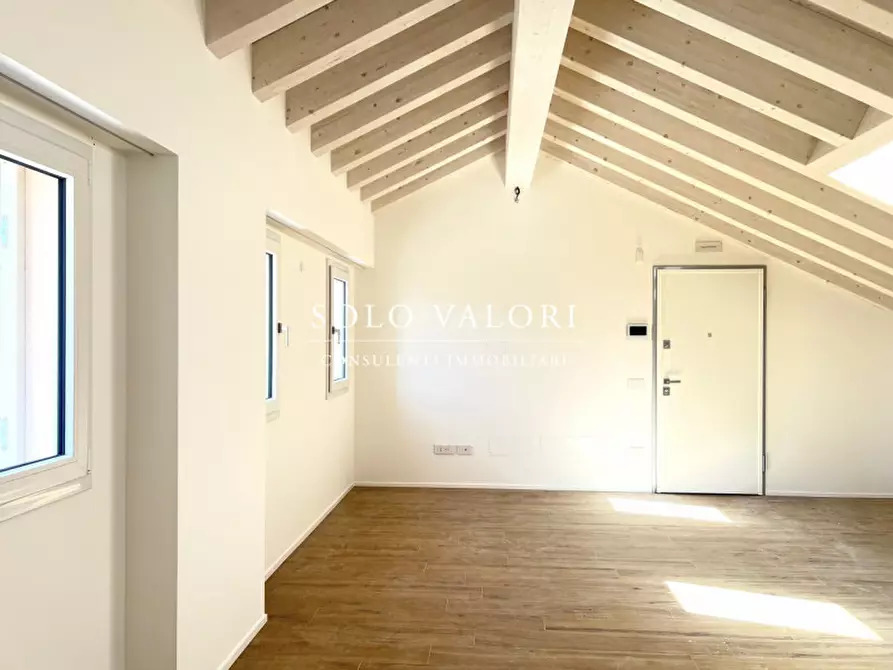 Immagine 11 di Appartamento in vendita  a Riese Pio x