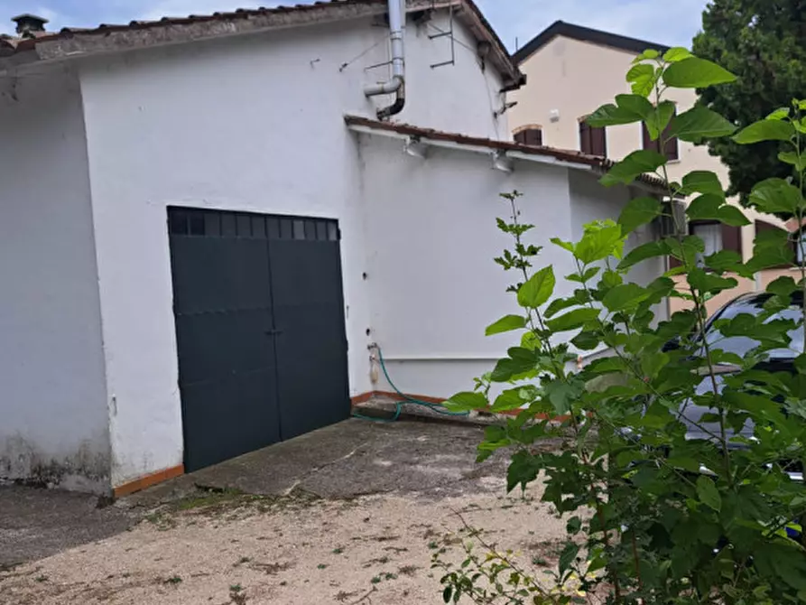 Immagine 4 di Casa bifamiliare in vendita  in Via Arzerini a Brugine