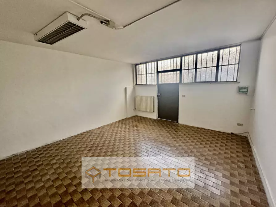 Immagine 5 di Capannone industriale in vendita  a San Giovanni Lupatoto