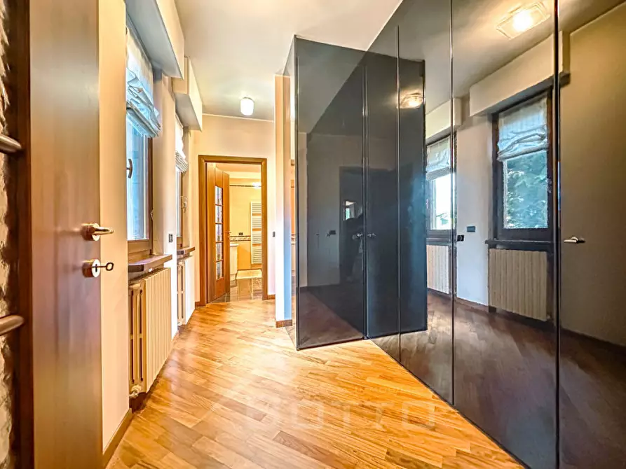 Immagine 9 di Villa in vendita  in Via Asti 3 a Gattinara