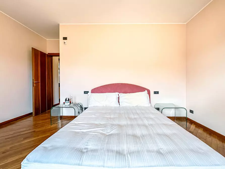 Immagine 10 di Villa in vendita  in Via Asti 3 a Gattinara